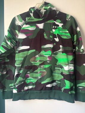 Under Armour Kid’s Green & Black Camo Pullover Hoodie YLG